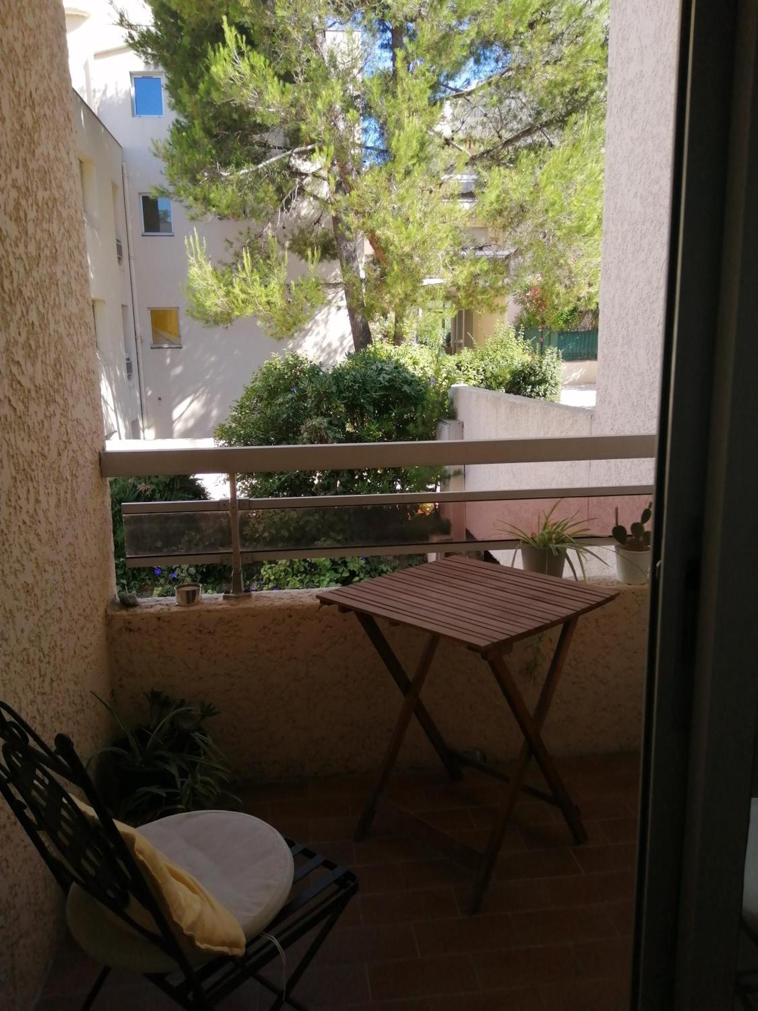 Studio Climatise Dans Residence Avec Piscine Et Tennis 耶尔 外观 照片