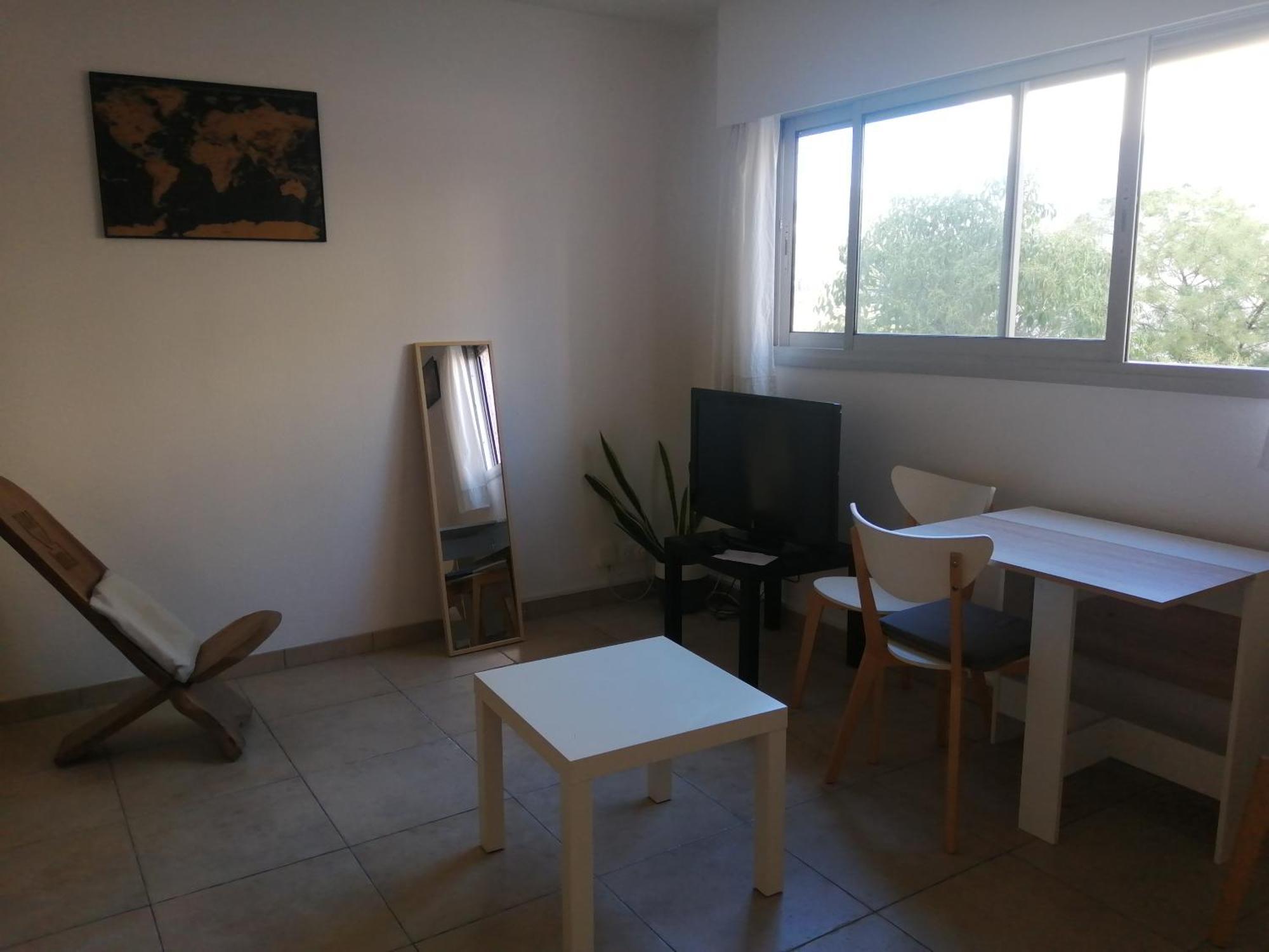 Studio Climatise Dans Residence Avec Piscine Et Tennis 耶尔 外观 照片